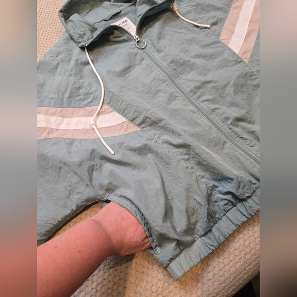 GARAGE Cropped Windbreaker Jacket Women's Size Medium Green - Picture 7 of 7